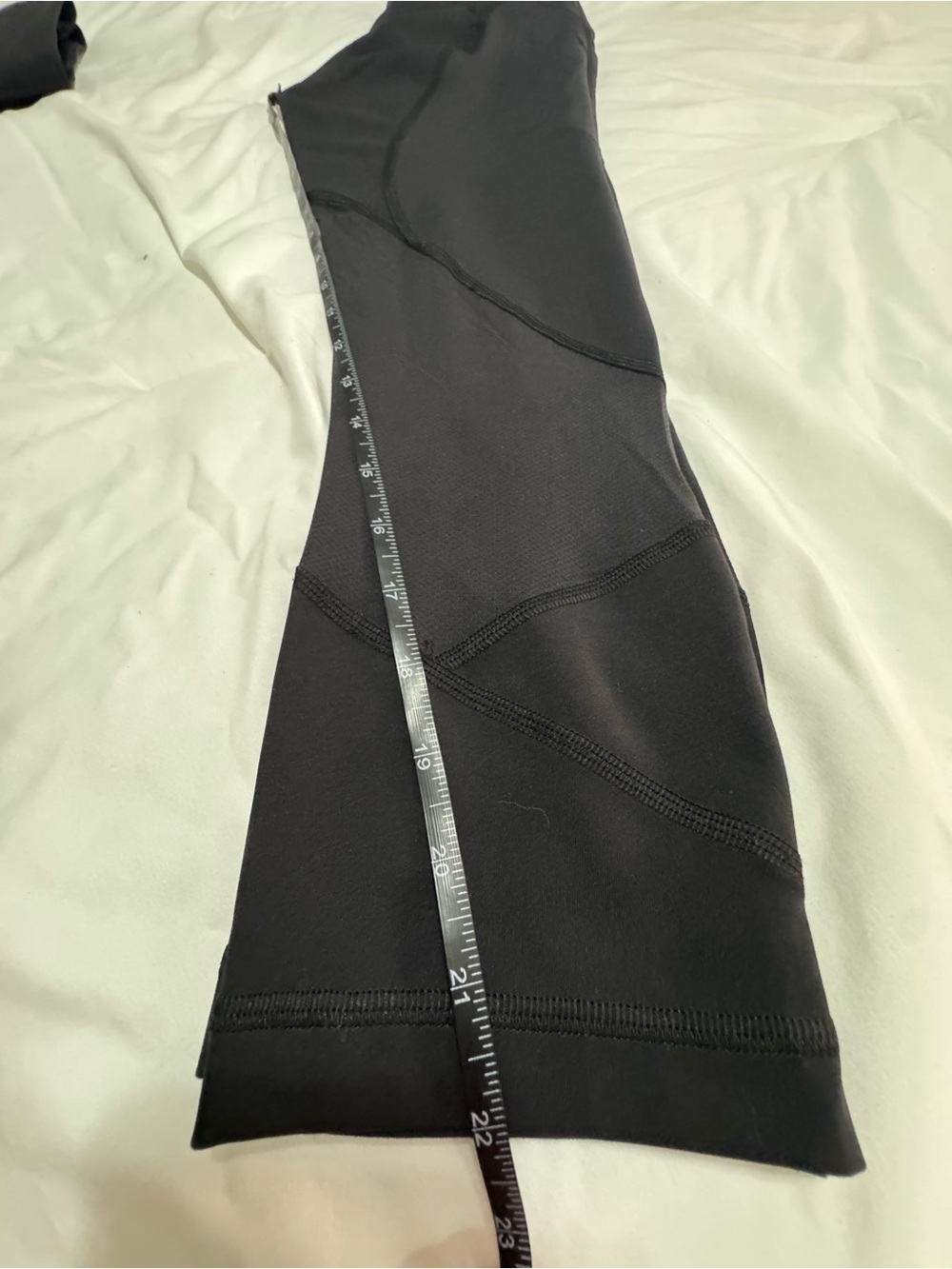 Lululemon Pace Rival High-Rise Crop 22” - Black - Picture 3 of 4